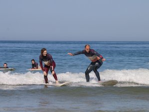 8 Tage Yoga Retreat und Surf Camp am Strand von Peniche mit Ferrel Surf House