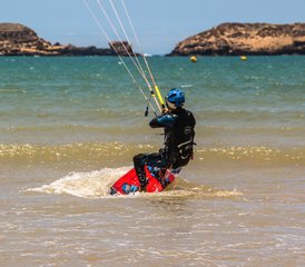 8 jours en stage de kitesurf débutant ou intermédiaire à Essaouira, Marrakech-Safi, Maroc - Photo 2