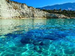 7 Day Love to Flow Yoga Retreat in Kefalonia, Greece
