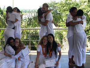 15 Tage 100-Stunden Intensive Yogalehrer Ausbildung in Rishikesh