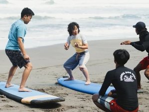 6 jours en stage privé de surf de luxe et séjour à Kedungu Beach à Bali, Indonésie, avec massage