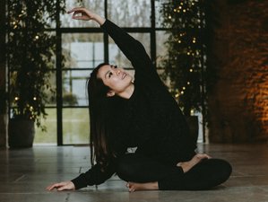 4 Day Reconnect with Nature, Nourish Your Soul and Rebalance Midsummer Yoga Retreat in Cornwall, UK 