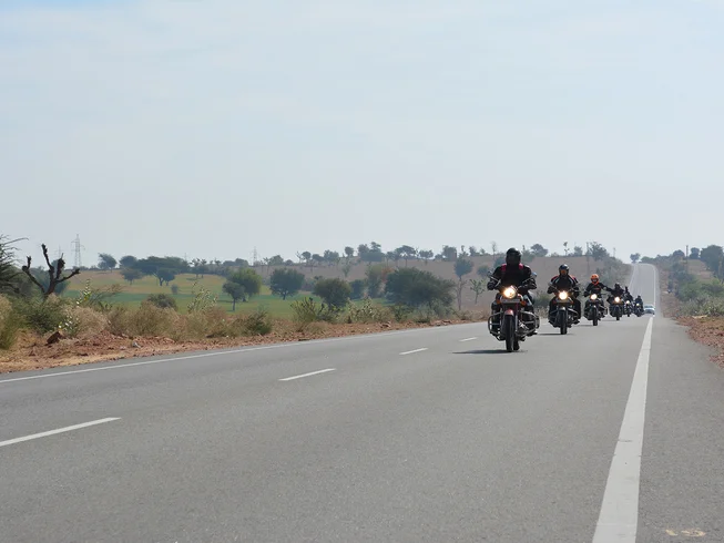11 Day Guided Rajasthan Motorcycle Tour in India photo 6