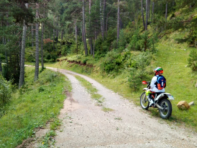 Non-Residential Guided Enduro Motorcycle Day Tour on Pyrenees Mountains, Spain photo 2
