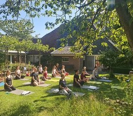 43-Daagse Inner Transformation: Yoga, Adem & Kundalini Activatie in Castricum, Nederland - Photo 1
