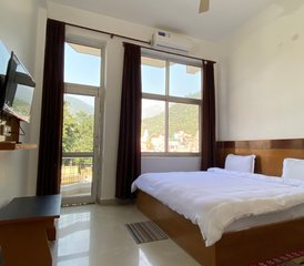 7 Day Ayurveda and Yoga Rejuvenation Retreat in Rishikesh, India - Photo 5