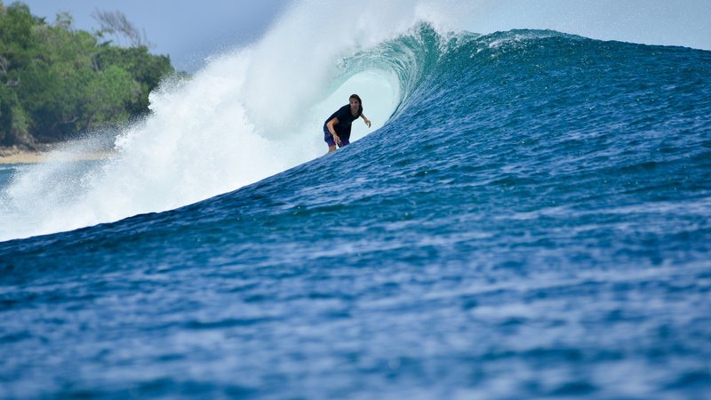 4 Day All-Level Surf Camp in Pesanggaran, East Java