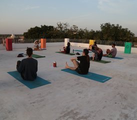 415-Daagse Ashram Yoga Retreat met 5-Daagse Rajasthan Mini-Rondreis in India - Photo 1