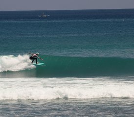 10 Tage Mittelstufe bis Fortgeschrittene Surfcoaching und Yoga Retreat in Krui, Sumatra, Indonesien - Photo 2