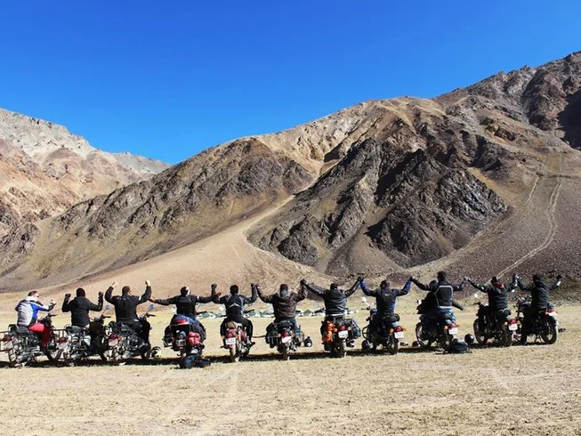 22 Day Himalayan Heights Guided Motorcycle Tour in India photo 4