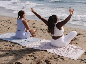 20 Tage 200-Stunden Hybrid Yin Yoga und Meditaitonslehrer Ausbildung in Goa