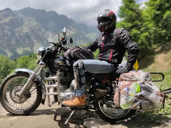 7 Day Explore the Best of Leh Ladakh Guided Motorcycle Tour in India