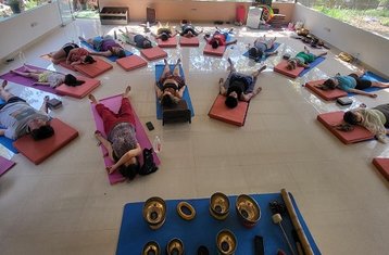 7 días de retiro de yoga, meditación y bienestar ayurvédico en Rishikesh, India