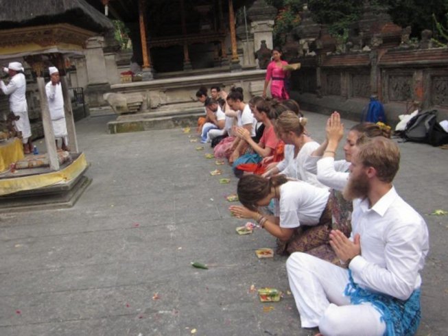 8 Days Meditation and Yoga Retreat Ubud, Bali - BookYogaRetreats.com