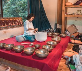 29 días de retiro de profesor de yoga avanzado Hatha, Ashtanga Vinyasa de 300 horas con sanación con sonido en Rishikesh, India - Photo 2