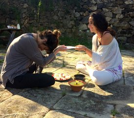 60 Tage 500-Stunden Yogalehrer Ausbildung in Saint Michel de Chabrillanoux, Frankreich - Photo 5