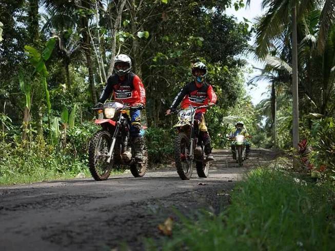 7-Hour Non-Residential Guided Tabanan Jungle and Beach Motorcycle Day in Bali, Indonesia photo 2