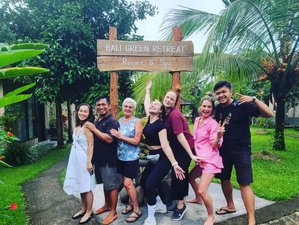 30 Day Yoga and Meditation, Detox Juice, Spa Wellness Reconnect with Nature in Bali