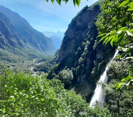 96-Daagse Yoga-, Natuur- en Watervallen Retreat in Vallemaggia, Ticino, Zwitserland - Photo 1