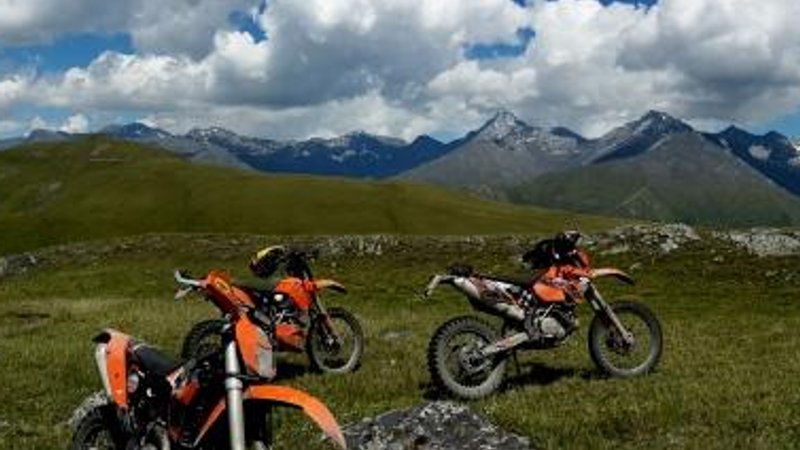 6 Day Guided Enduro Motorcycle Tour through Tusheti Alps and Kakheti Vine Region in Georgia