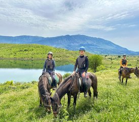 8 jours en stage d’équitation en pleine nature : randonnée équestre au-delà des bases en Albanie du Sud - Photo 5