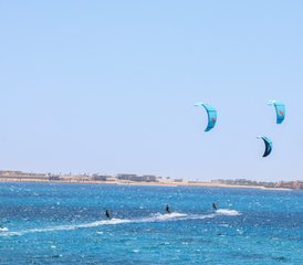 8 jours en stage de kitesurf débutant sur le Kite Adventure à Safaga, Égypte - Photo 3