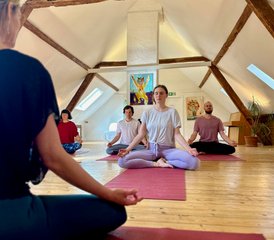 63 Tage Sommeryoga am Rhein - Yoga Wochenende Retreat in Leverkusen, Deutschland - Photo 1