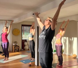 34 días en retiro de yoga, meditación y detox Time to Shine en Holzhausen cerca de Mühle im Wald, Alemania - Photo 1