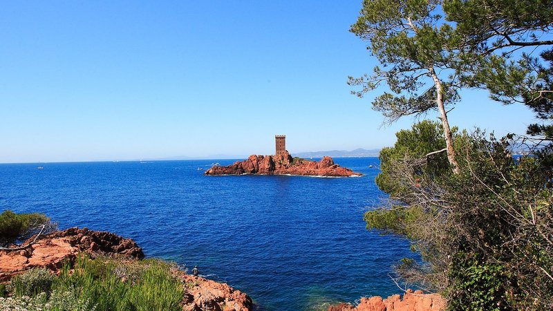 3 jours en stage de yoga et nature  « Retour à la source » à Annot, France