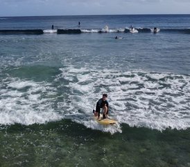 05 días de progresión de surf en el paraíso: alojamiento nuevo en Port-Vila, Vanuatu - Photo 1