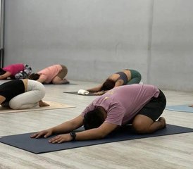 29 días de curso avanzado de profesorado de yoga de 300 horas en Rishikesh, India - Photo 3