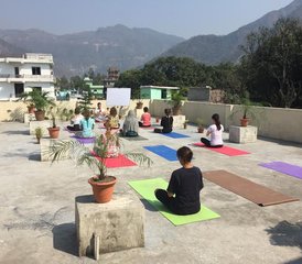 7 Tage Ganzheitliches Meditations- und Yoga-Retreat in Rishikesh, Indien - Photo 2