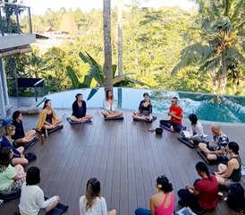 28 días de profesorado de yoga Hatha, pilates en suelo, yoga prenatal y yin de 300 horas en Bali, Indonesia - Photo 4