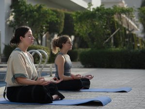 14 jours en retraite de yoga et méditation à Rishikesh, Inde