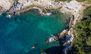 Pula Retreats und Reisen