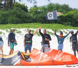 5 jours en stage de kitesurf pour petits groupes à Kilifi, Kenya - Photo 2