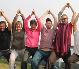 015 días de retiro de meditación y yoga para personas mayores en Katmandú, Nepal - Photo 1