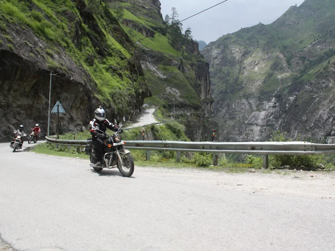 18 Day The Cliffhanger Guided Motorcycle Tour in India photo 6