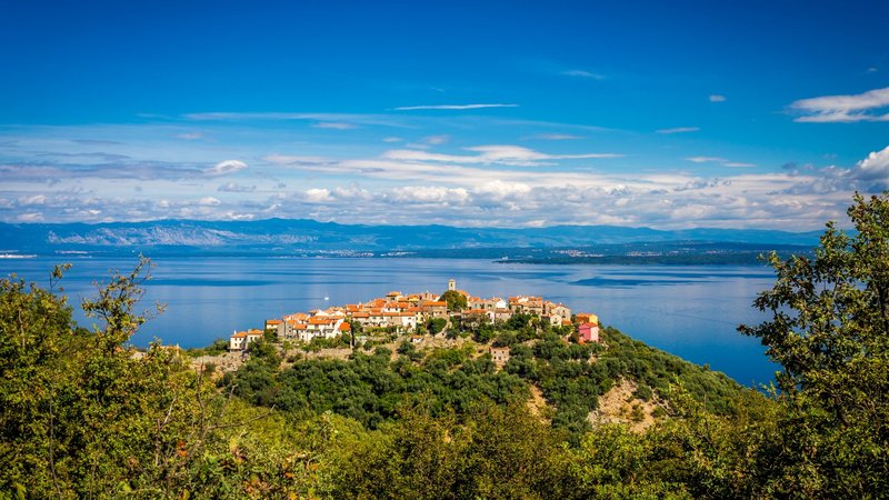 5 Day Beginner-Friendly Open Water Diver Course in Beli, Croatia According to PSS Standards