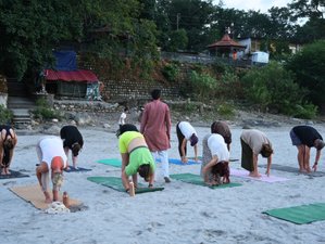 25 jours-200h en formation de professeur de kundalini yoga à Rishikesh, Inde
