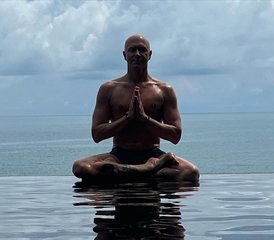 4 Tage Gay Men's Yoga Tantra und Meditation Retreat nahe Barcelona, Spanien - Photo 5