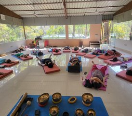 3 días de retiro de sanación con sonido y yoga en Rishikesh, India - Photo 3