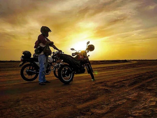 6 Day Sand and Dunes Epic Guided Motorbike Tour in Colombia photo 2