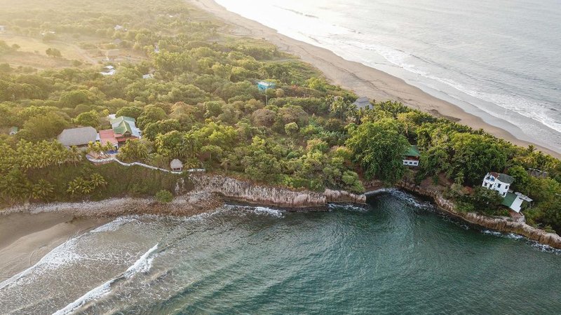 8 Day Surf Guide Package: Surf & Yoga Holiday in Northern Nicaragua