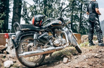 16-Daagse Begeleide Motorreis Door De Himalaya Over De Hoogst Berijdbare Pas Ter Wereld
