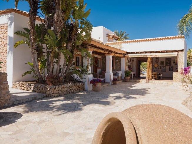 8 Day Ibiza Yoga Retreat with Massage and Sound Healing in Spain