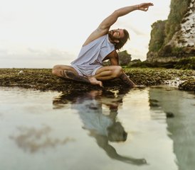 12 jours-100h en formation de professeur de yoga 'Inner Current' à Uluwatu, Indonésie - Photo 3