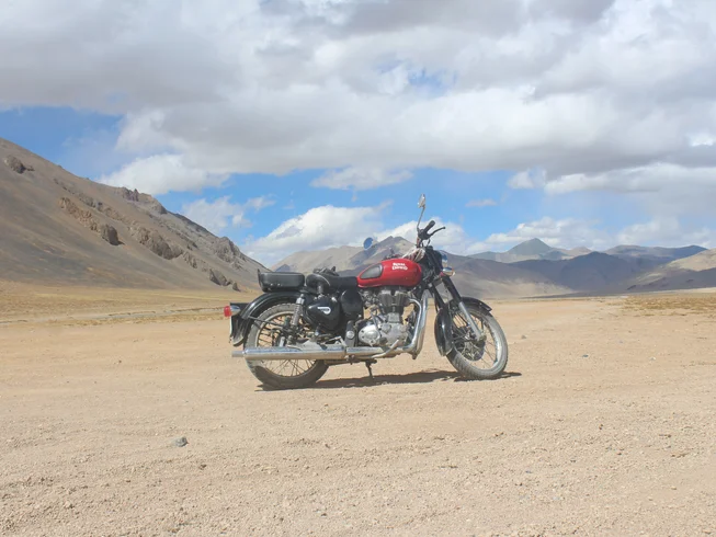22 Day Himalayan Heights Guided Motorcycle Tour in India photo 6