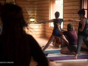 8 días de formación de yoga restaurativo, pranayama, yoga Nidra y Mantras 50h. en Sierra de Gredos