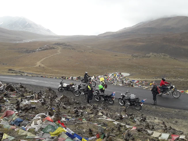12 Day Guided Himalayan Heights Motorcycle Tour in India photo 4